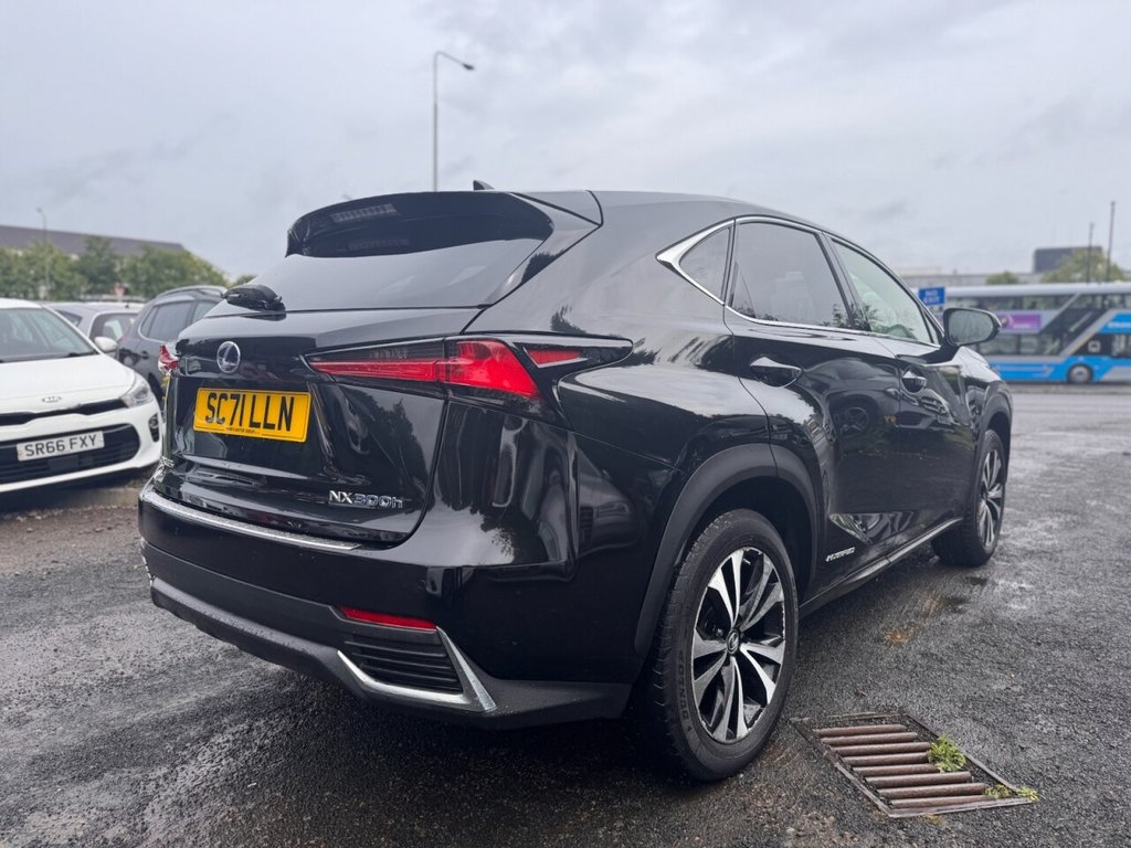 Lexus NX 300h