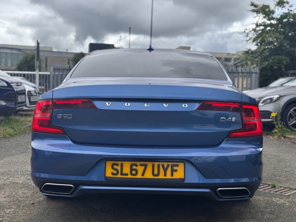Volvo S90