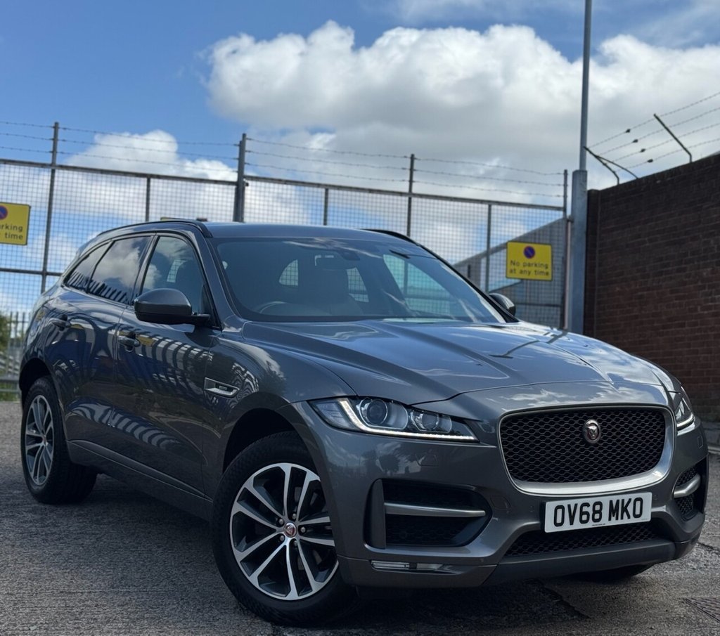 Jaguar F Pace