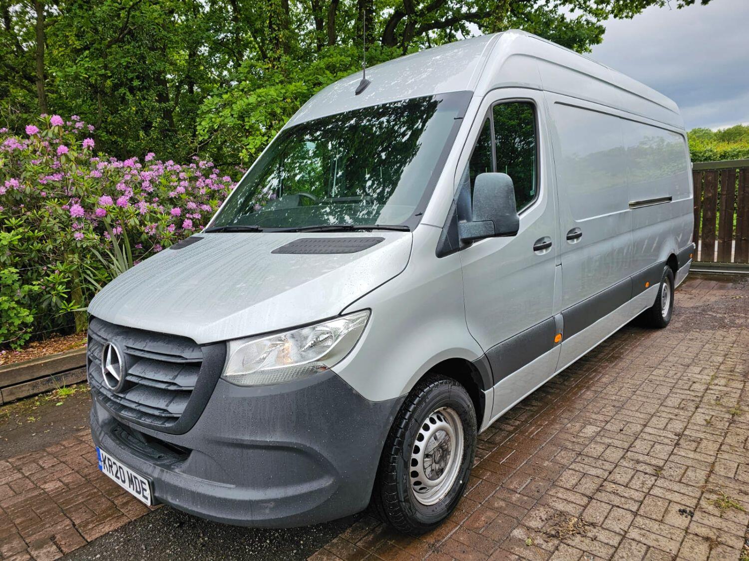 Mercedes Benz Sprinter