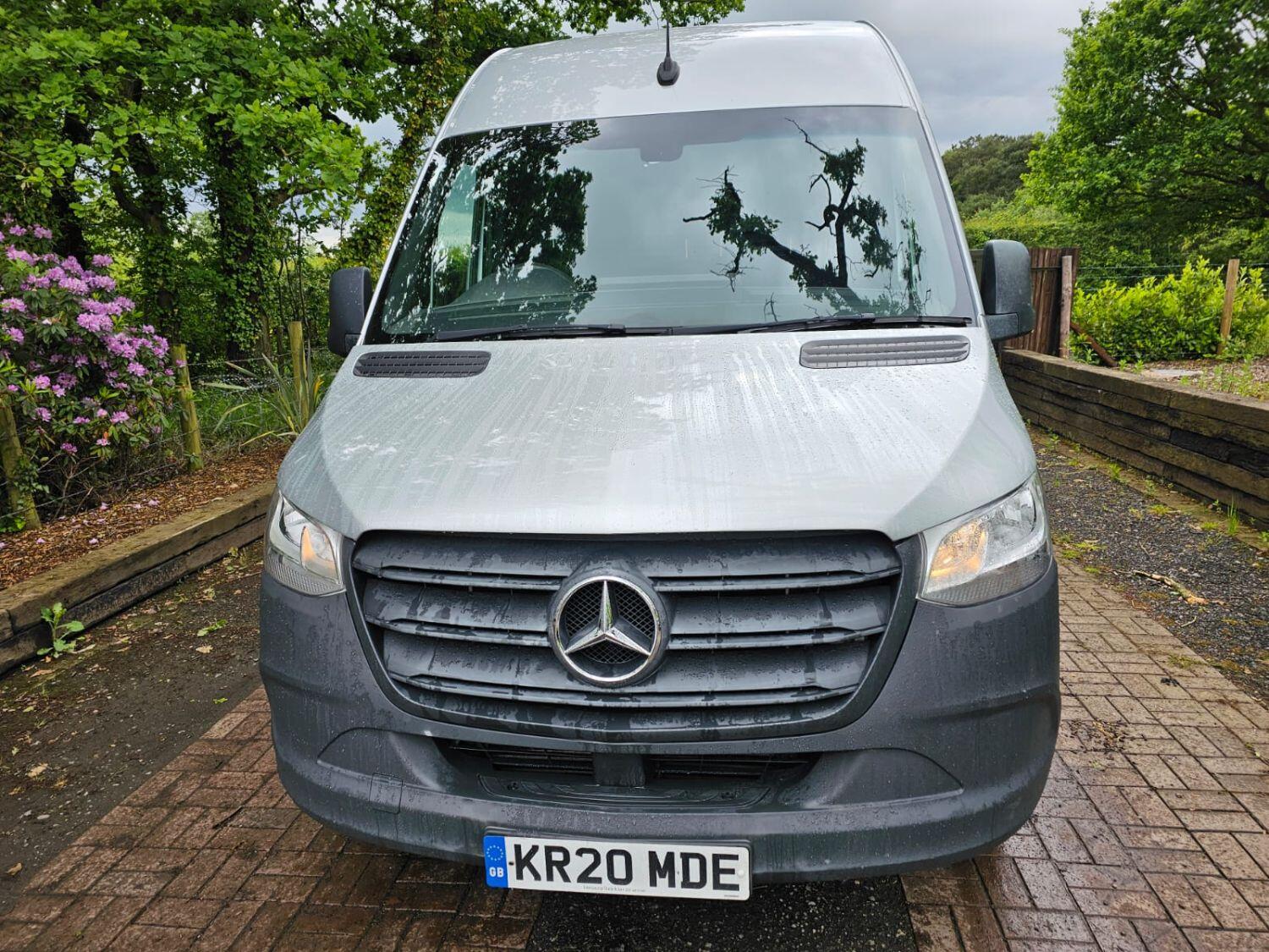 Mercedes Benz Sprinter