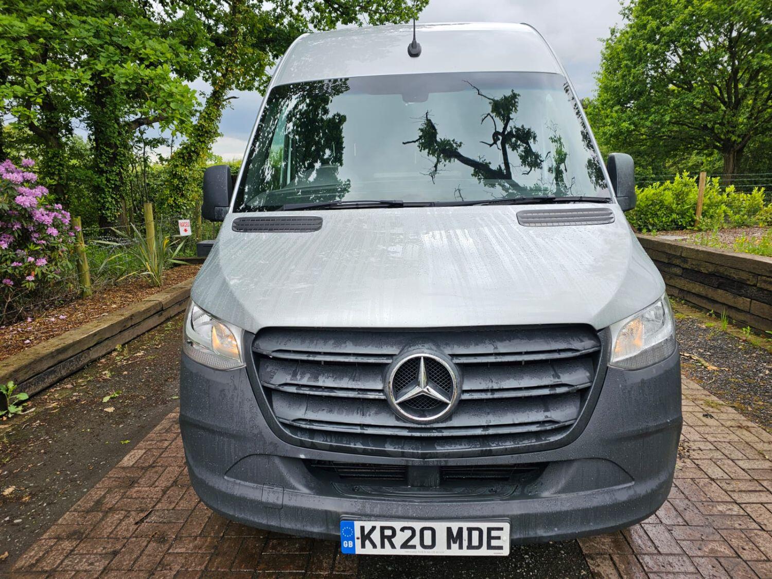 Mercedes Benz Sprinter
