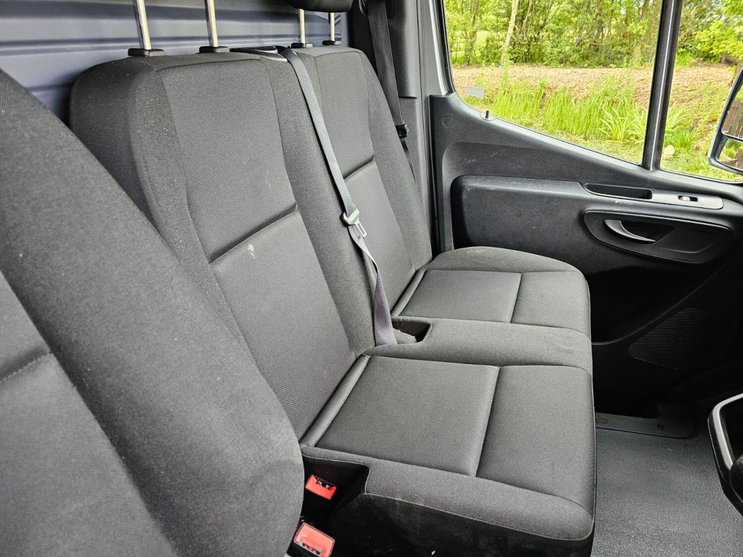 Mercedes Benz Sprinter