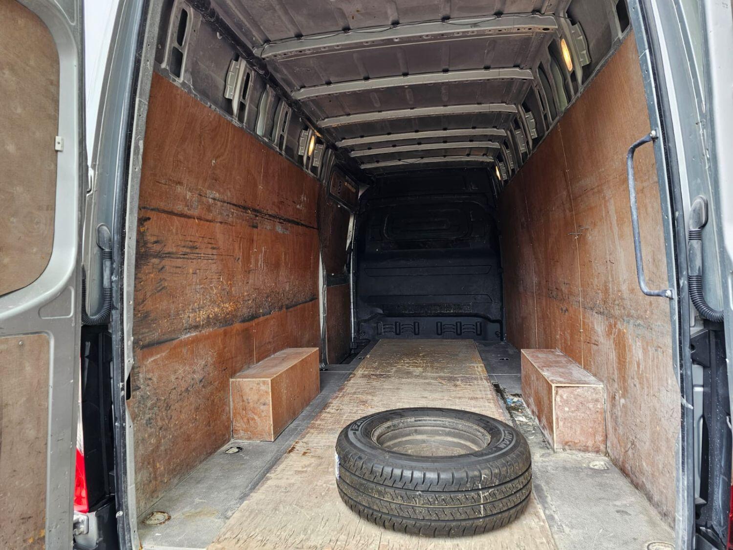 Mercedes Benz Sprinter