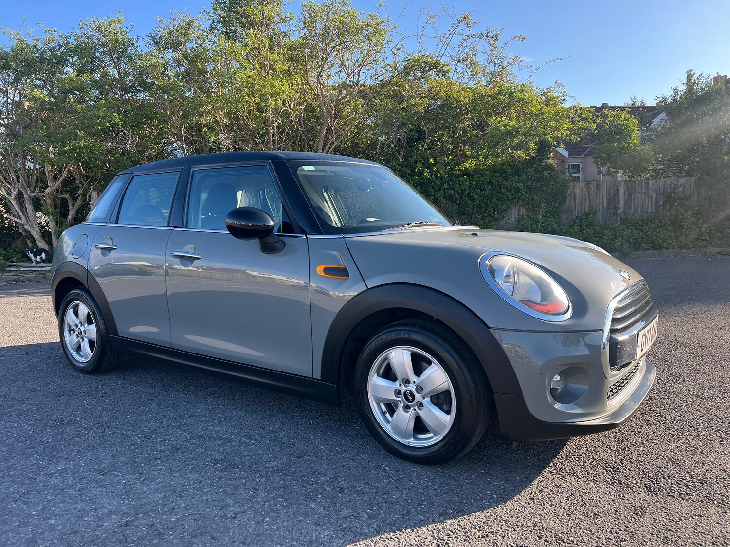 MINI Hatch