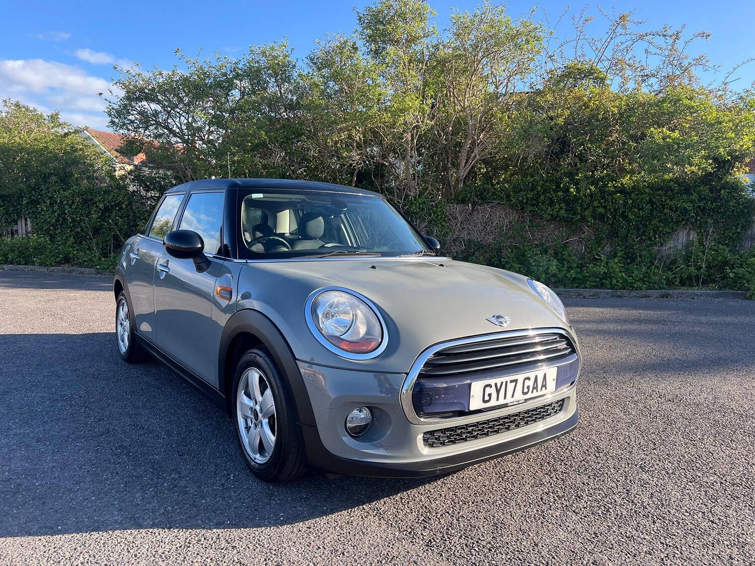 MINI Hatch