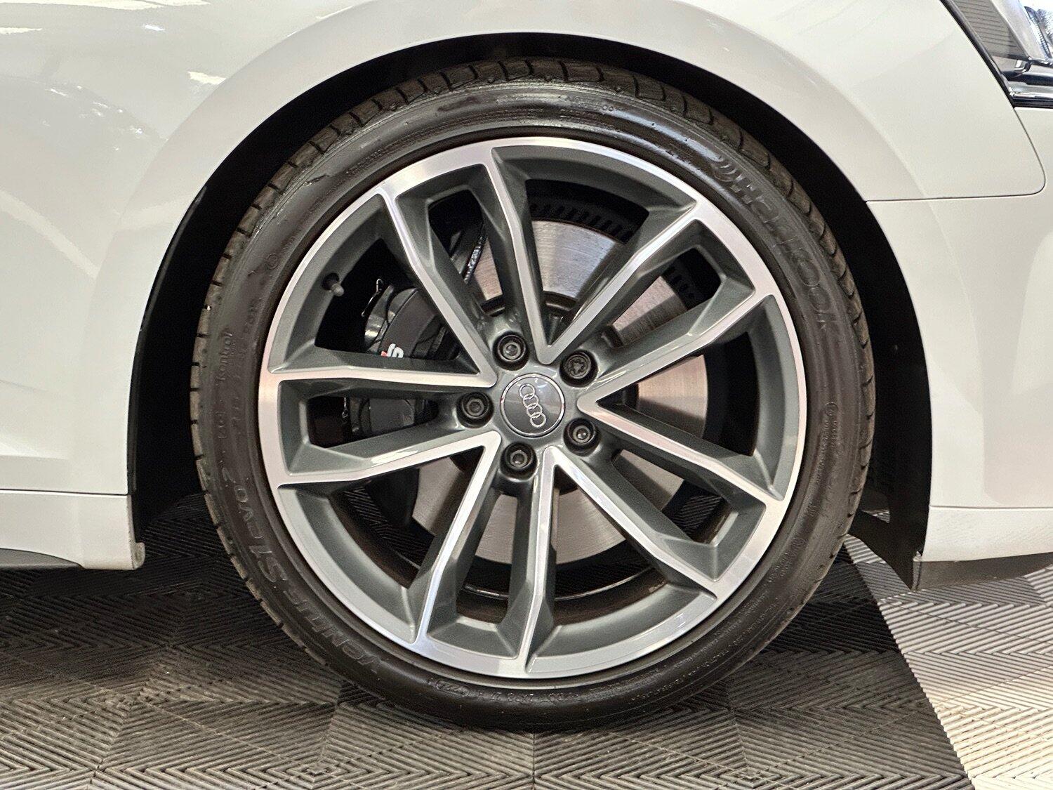 Audi S5