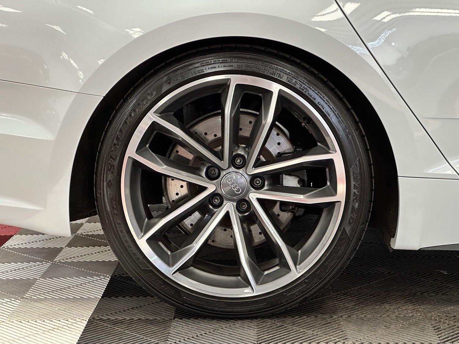 Audi S5