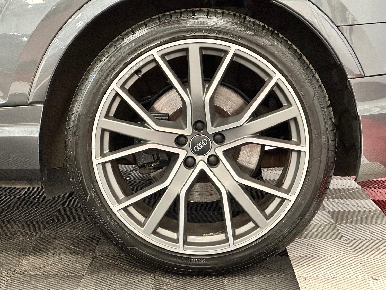Audi SQ7