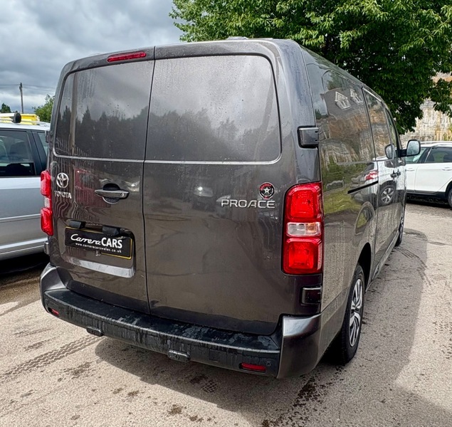 Toyota Proace