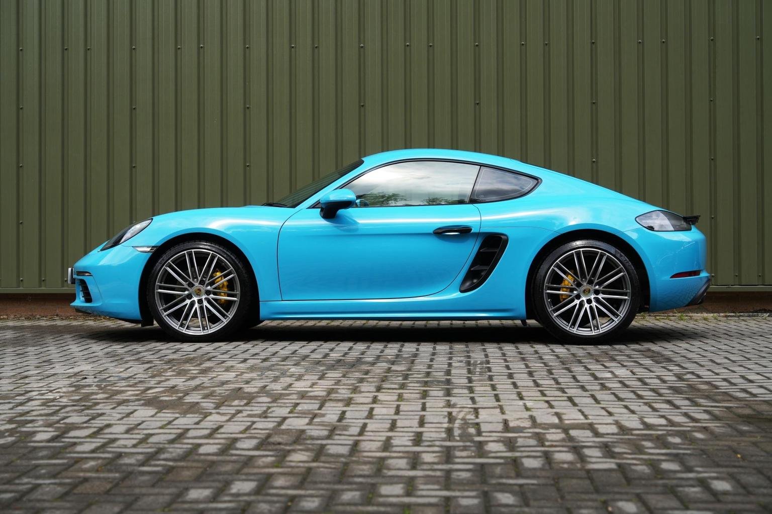 Porsche 718