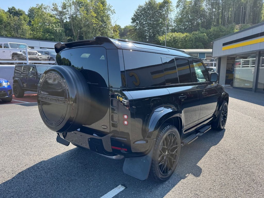 Land Rover 110