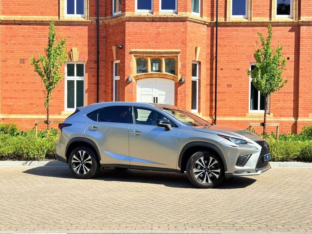 Lexus NX 300h