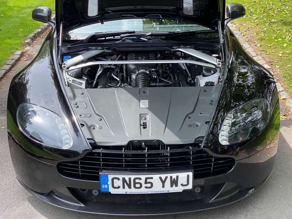 Aston Martin Vantage