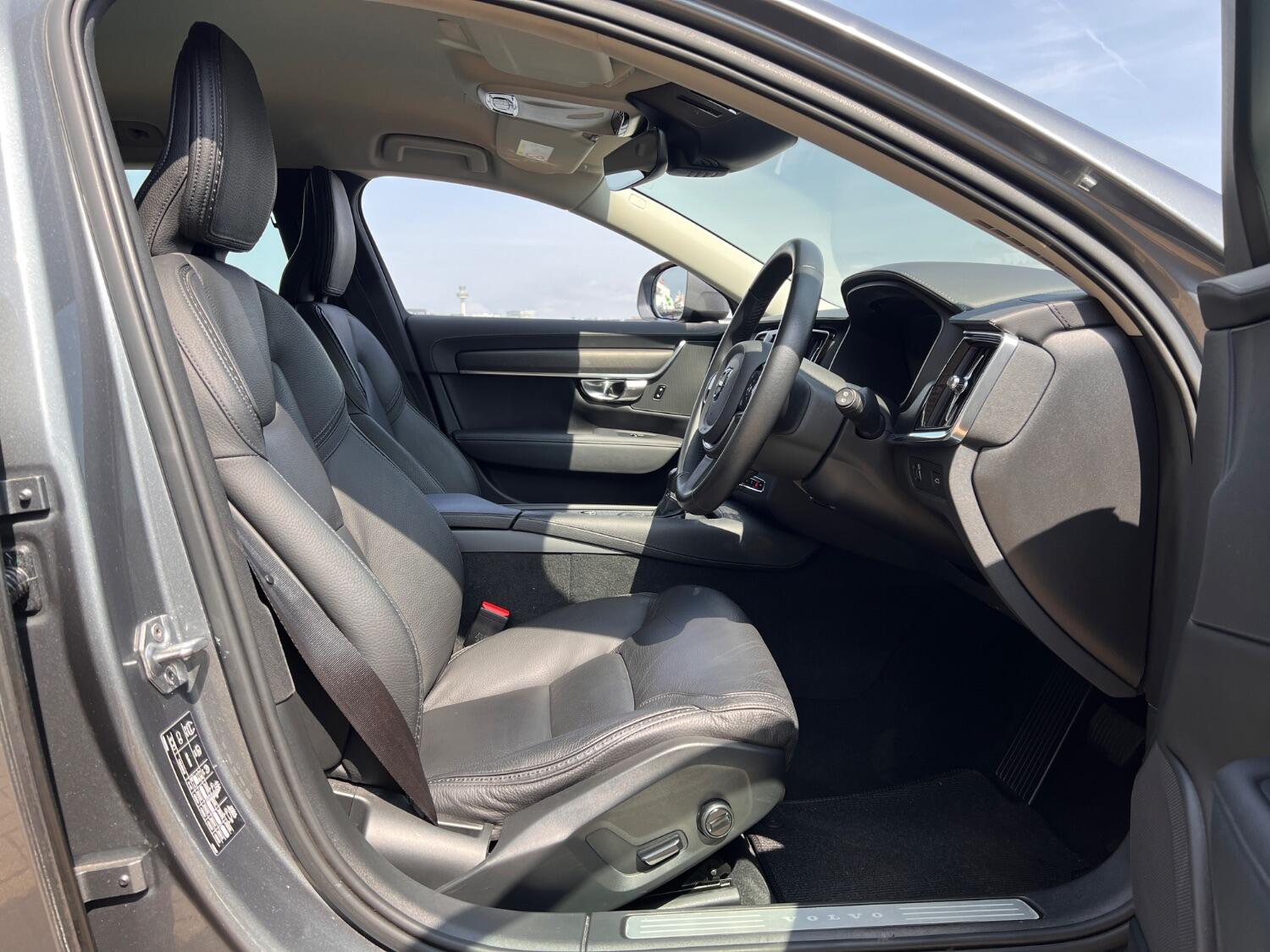 Volvo V90