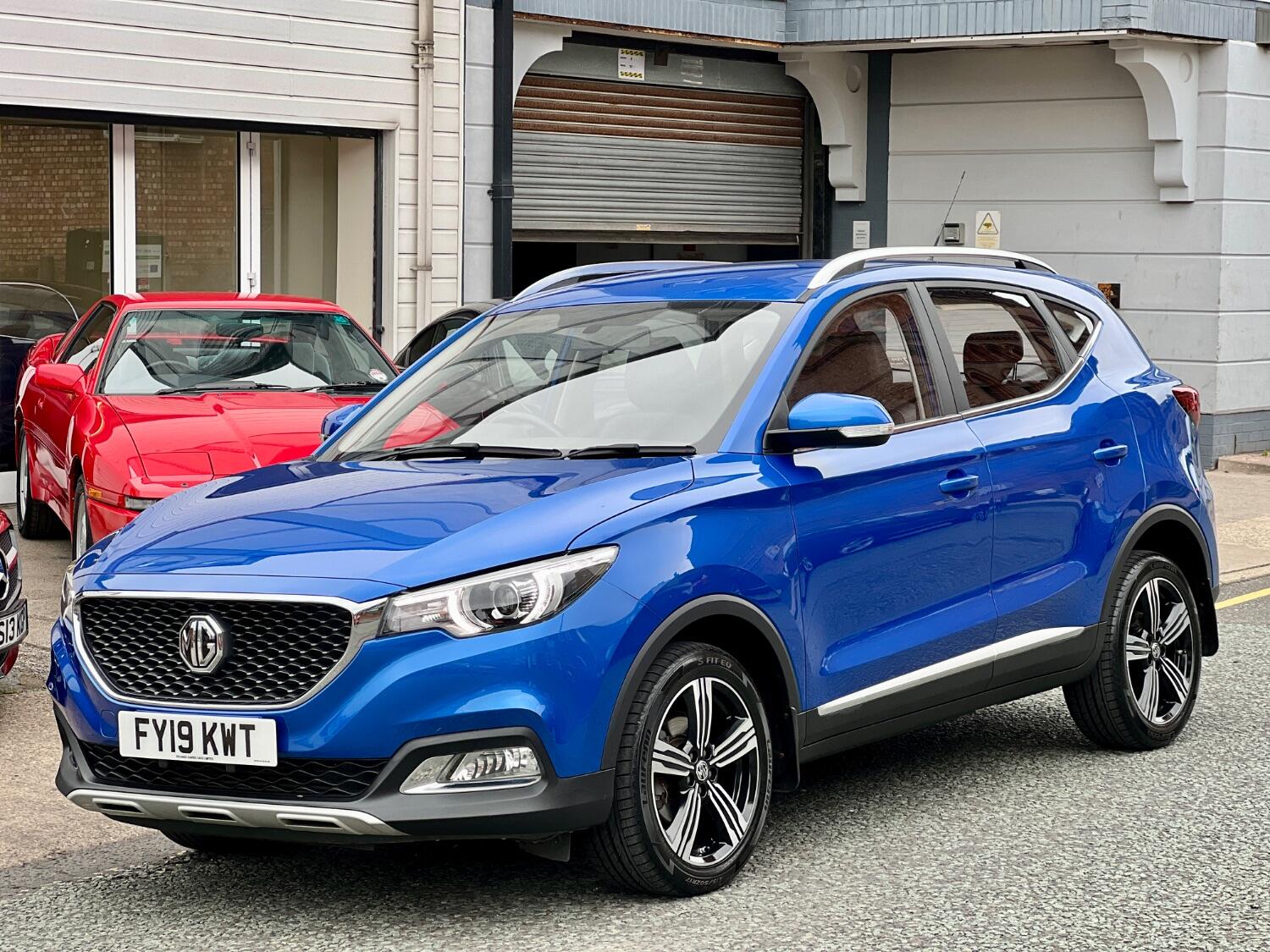 MG ZS