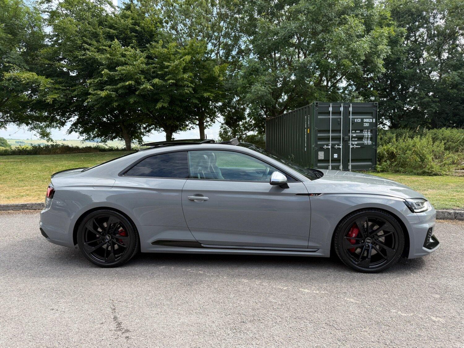 Audi RS5