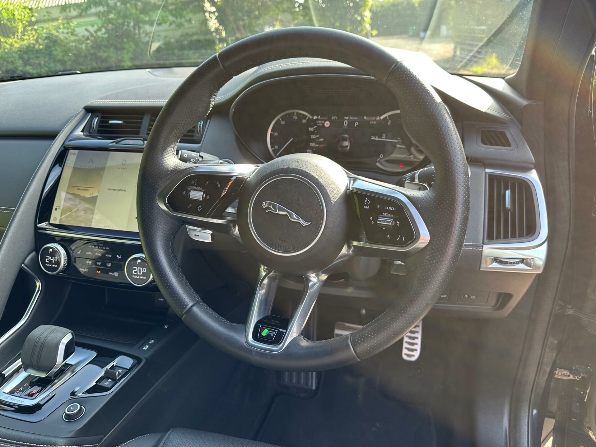 Jaguar E Pace