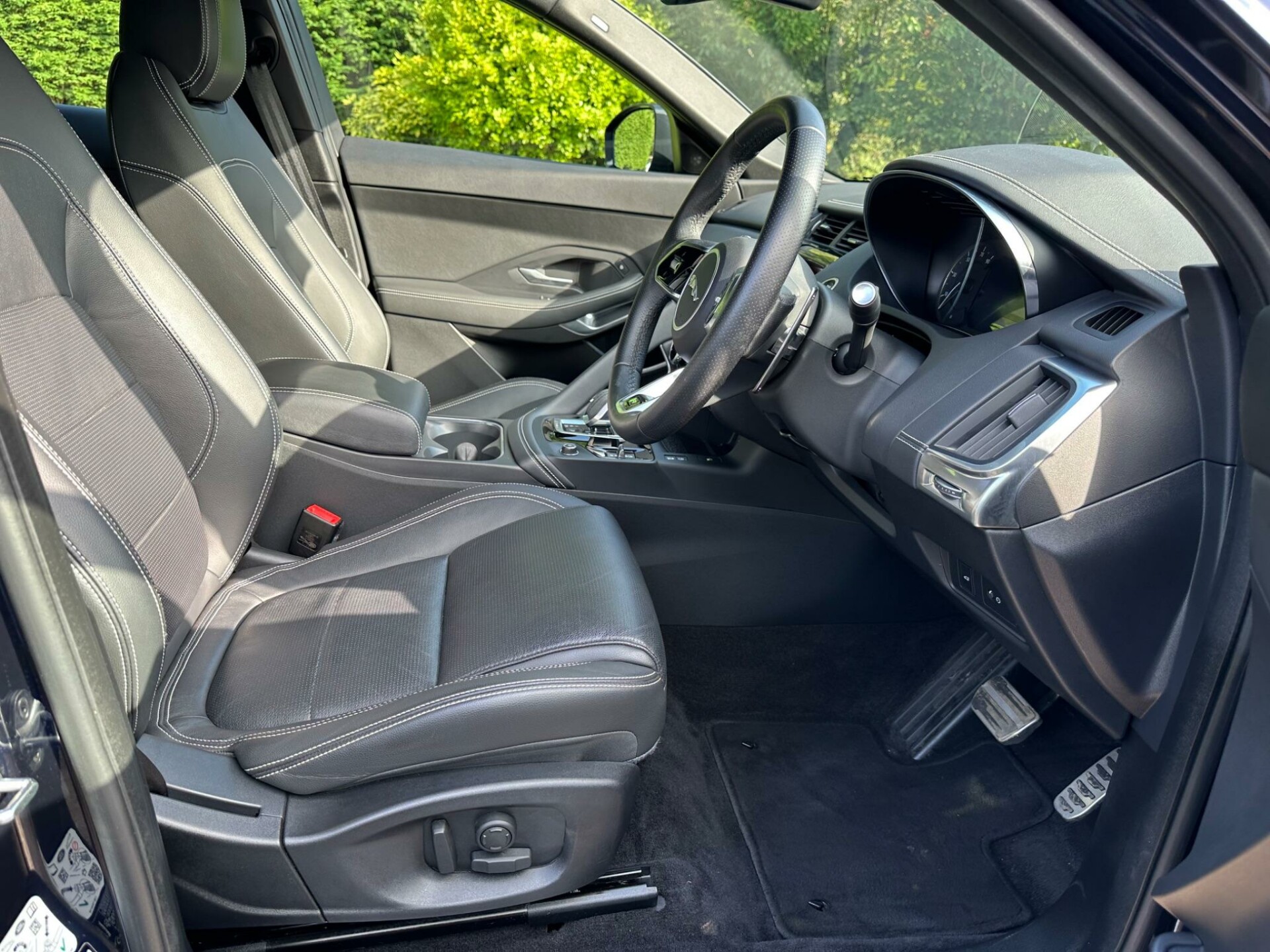 Jaguar E Pace