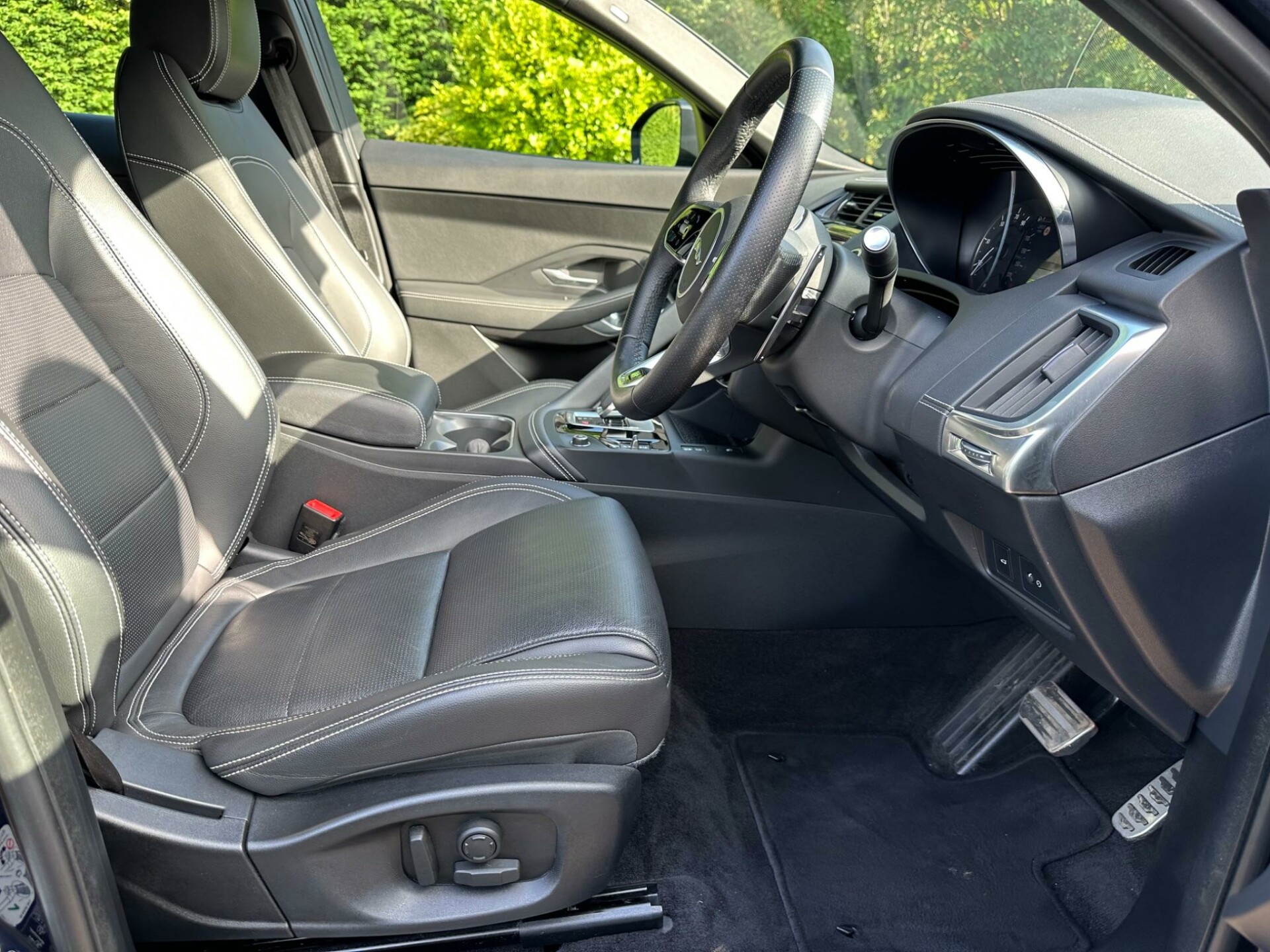 Jaguar E Pace