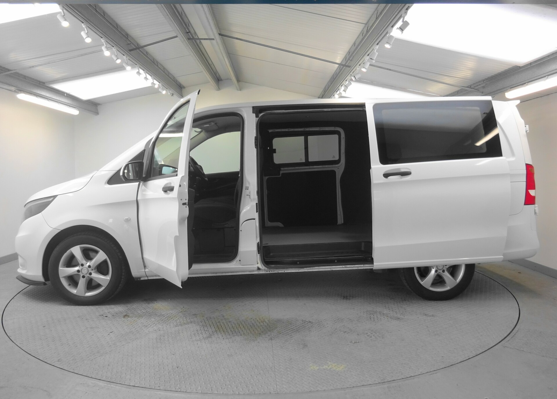 Mercedes Benz Vito