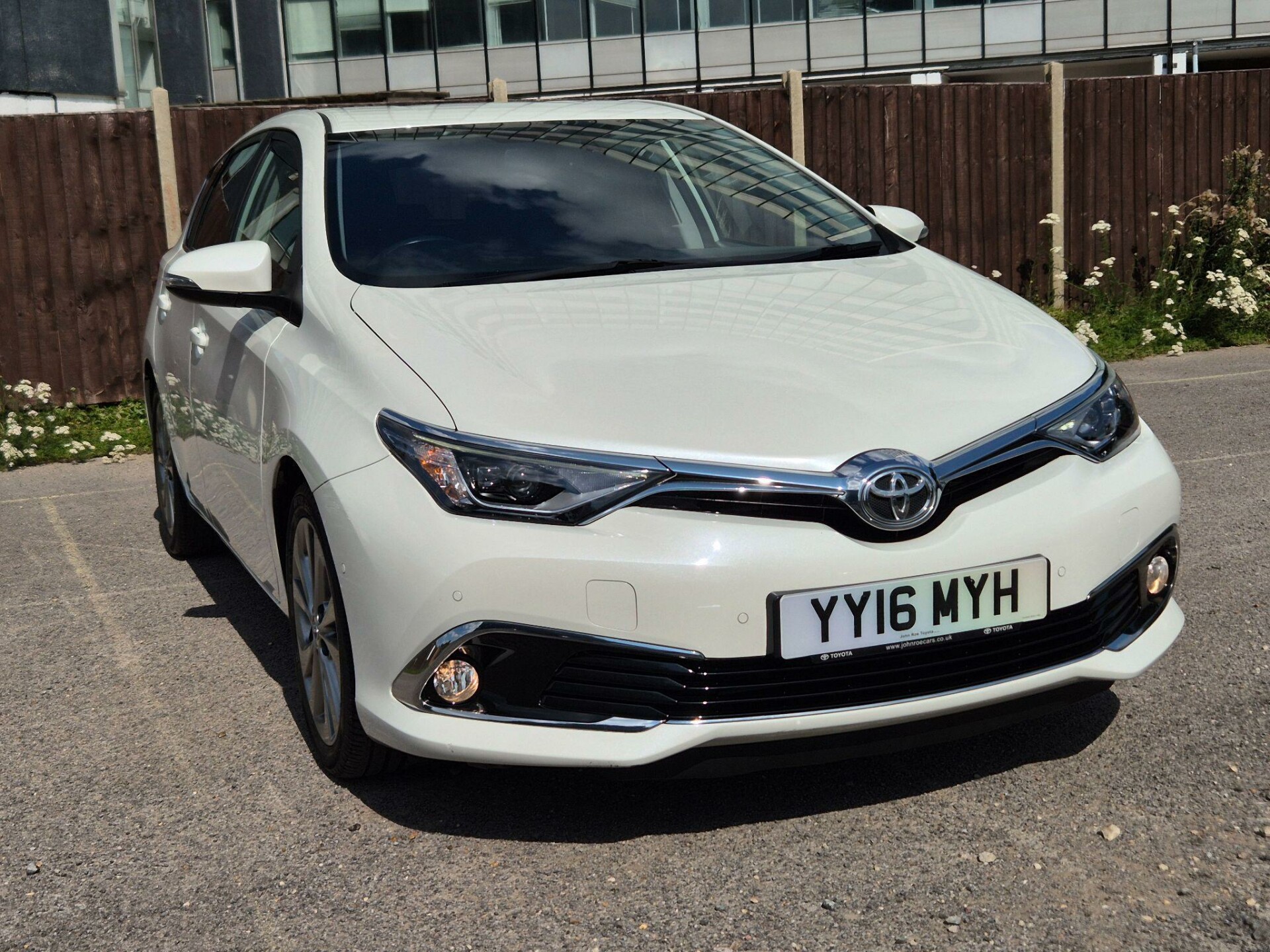 Toyota Auris