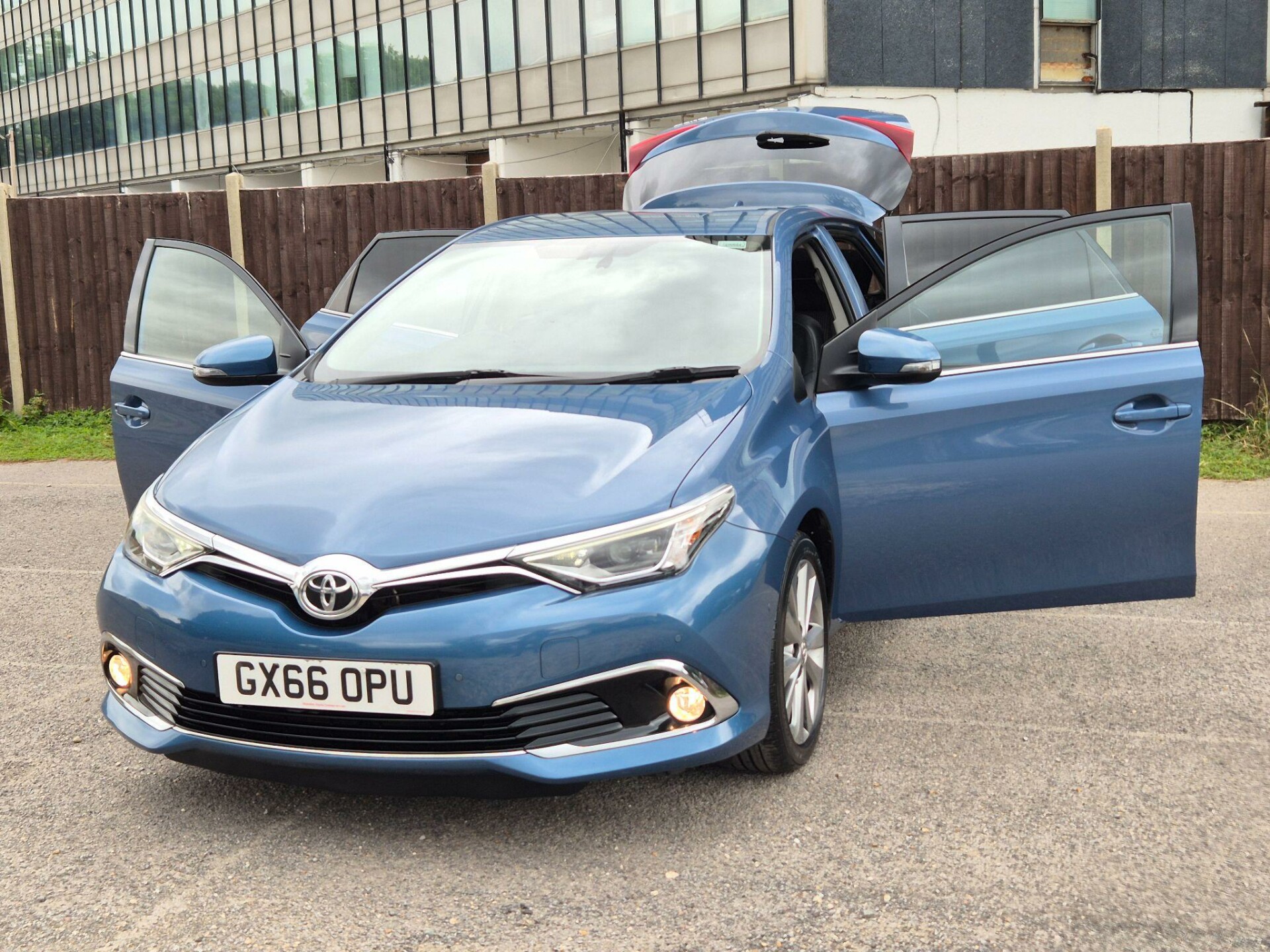 Toyota Auris