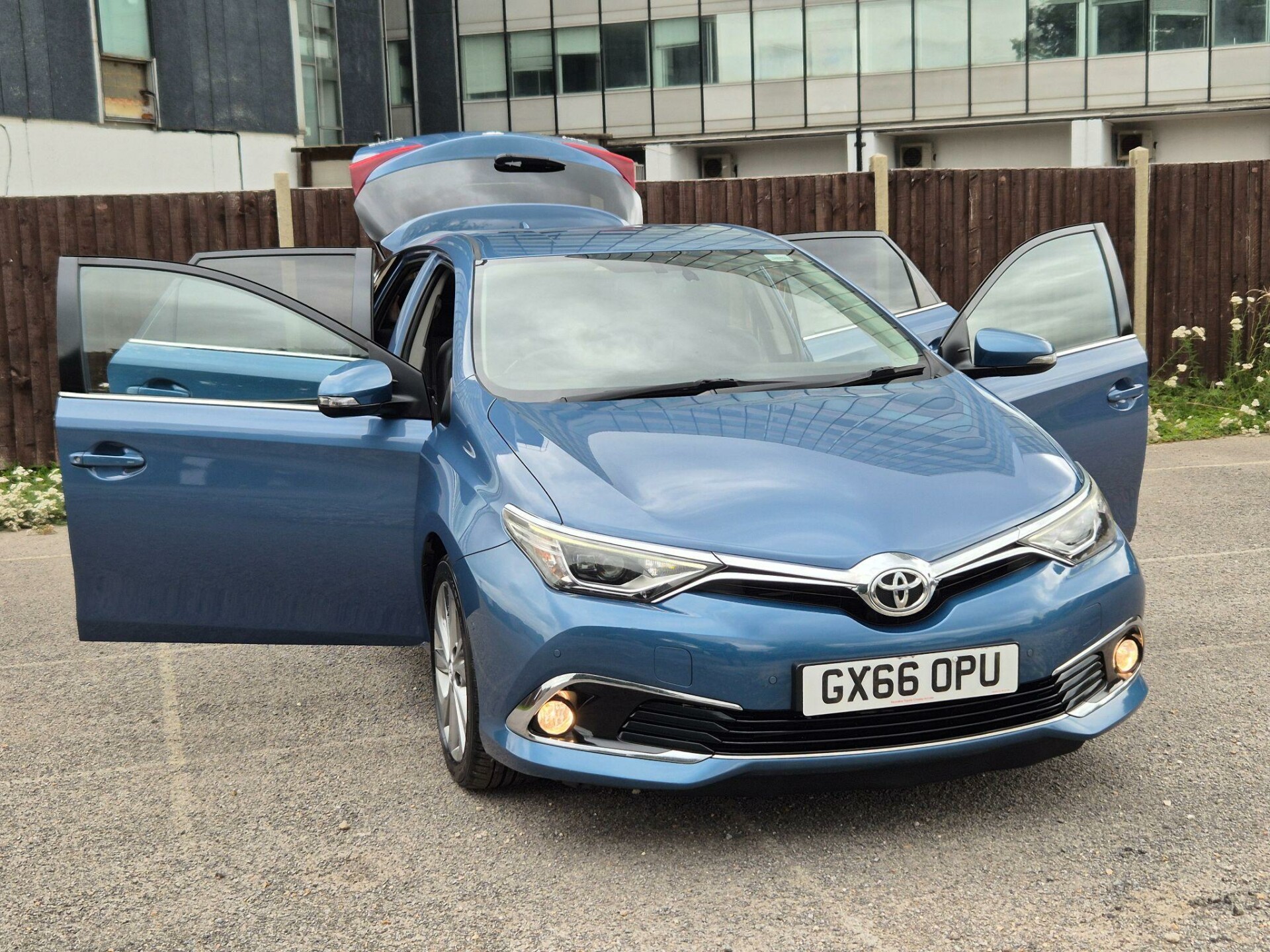Toyota Auris