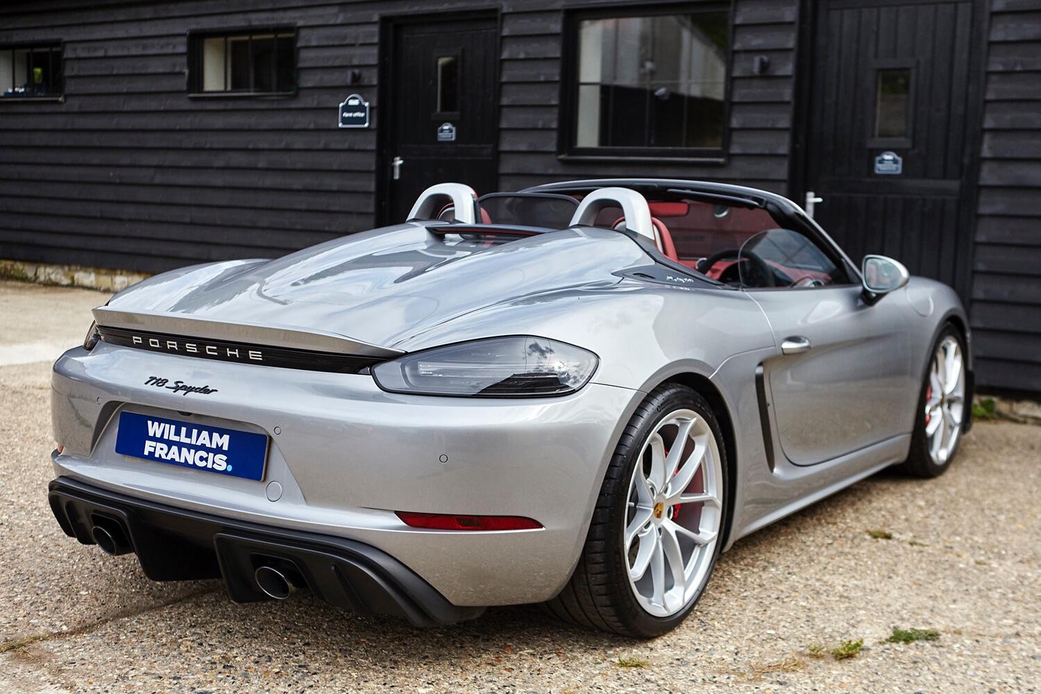 Porsche 718