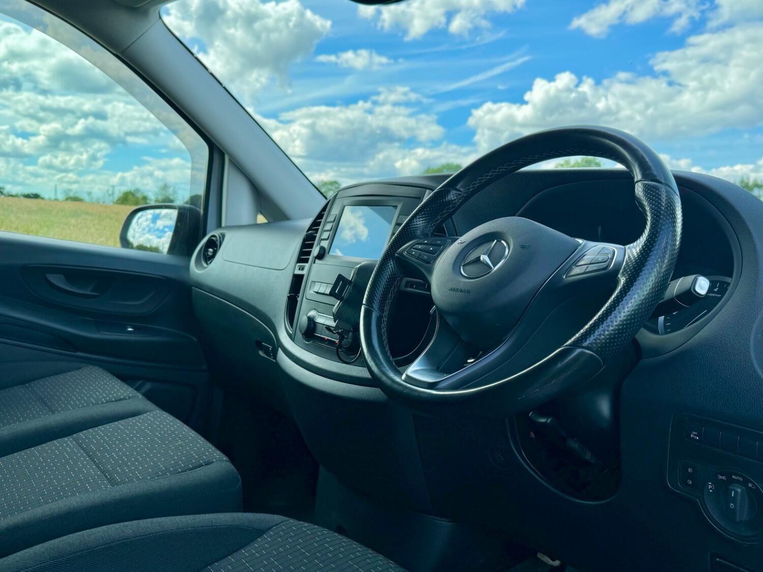 Mercedes Benz Vito