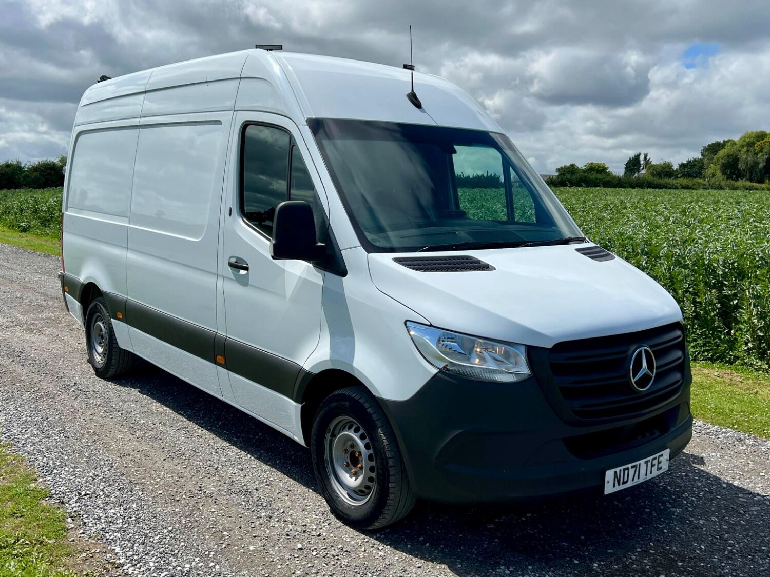 Mercedes Benz Sprinter