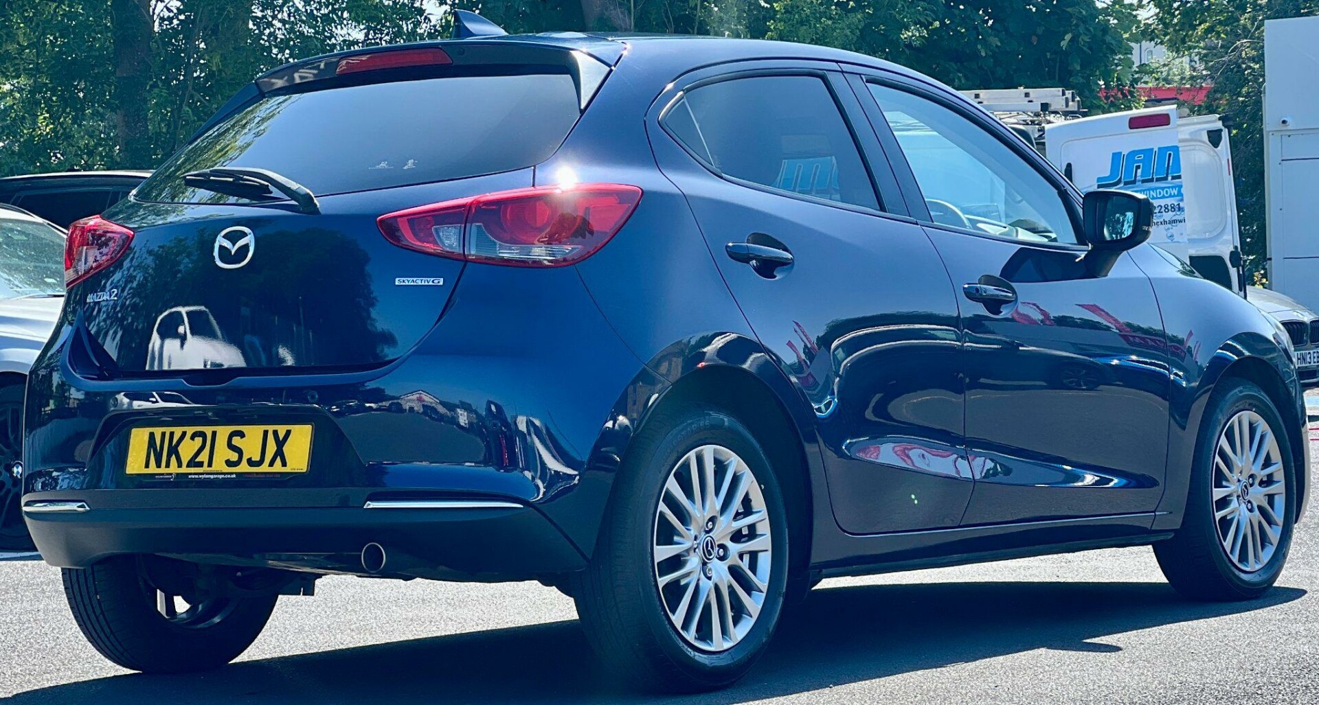 Mazda 2