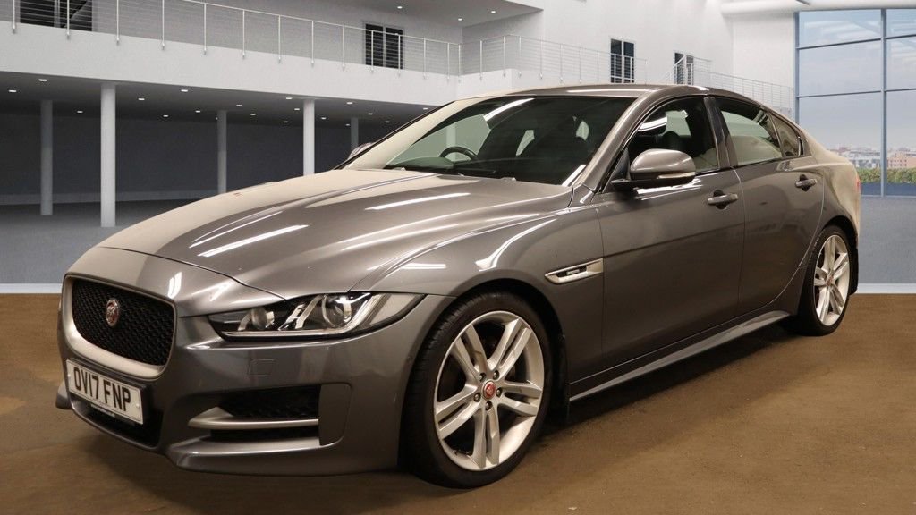 Jaguar XE