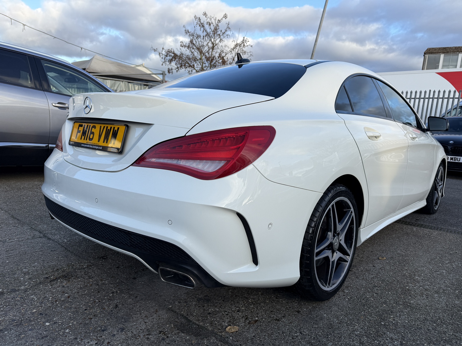 Mercedes Benz CLA