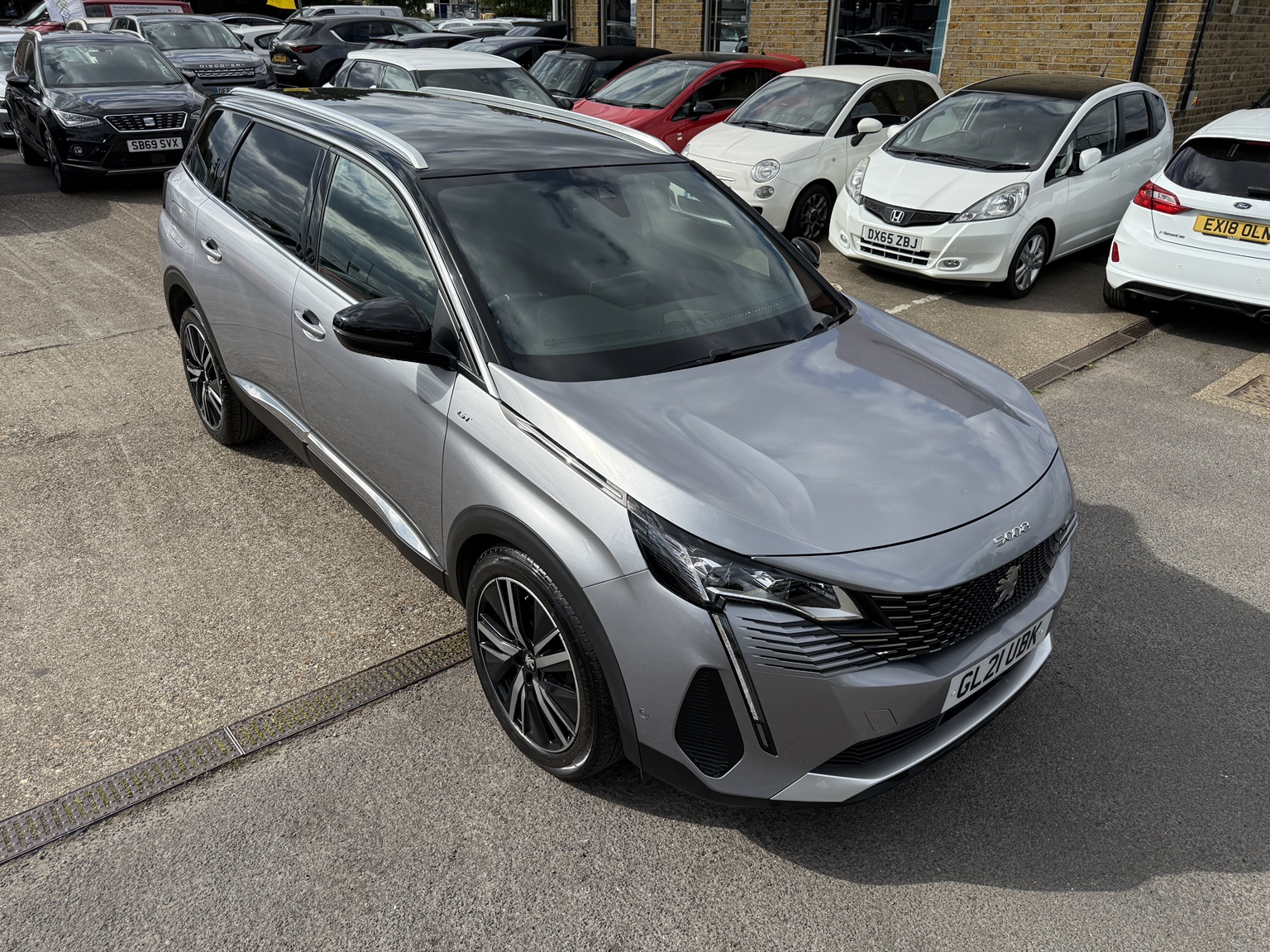 Peugeot 5008