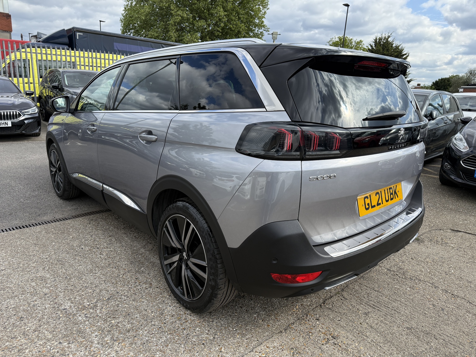 Peugeot 5008