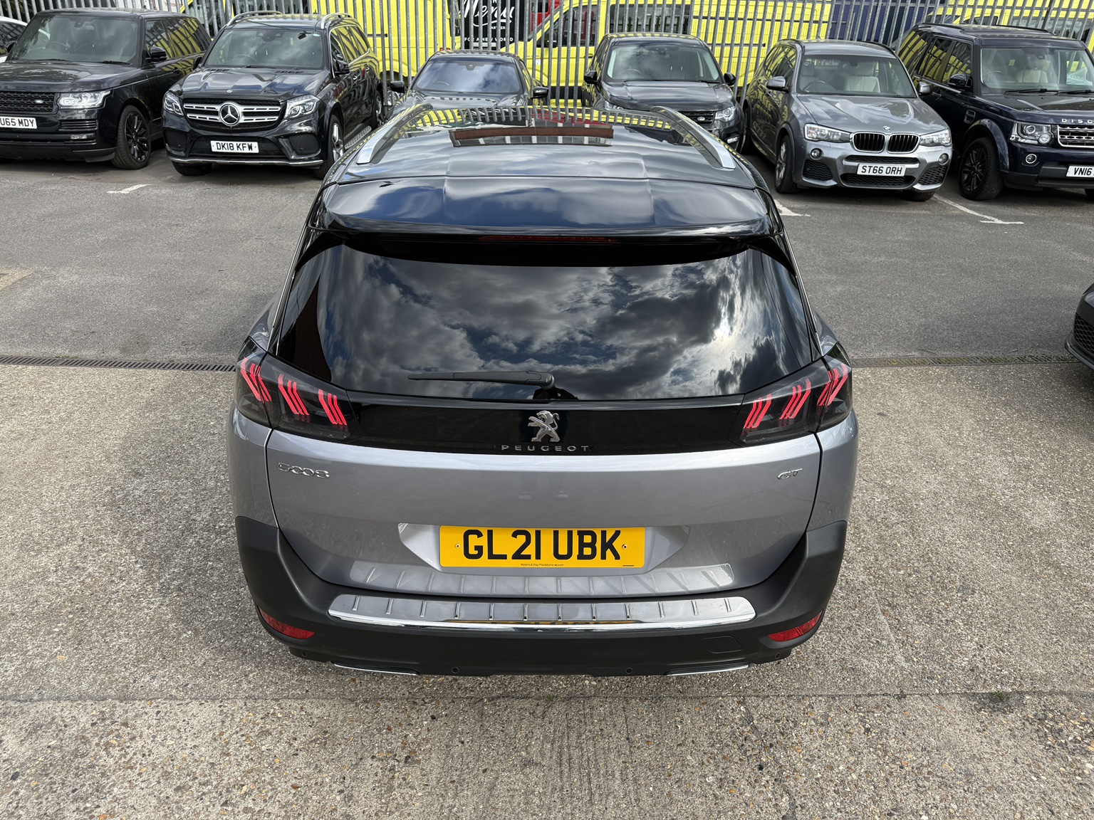Peugeot 5008