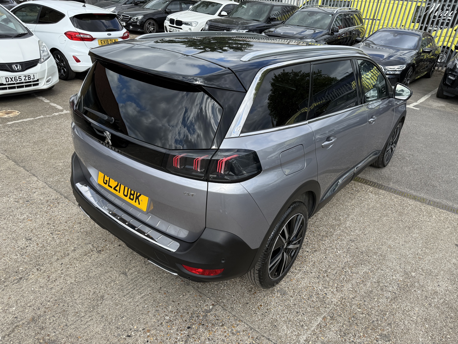 Peugeot 5008