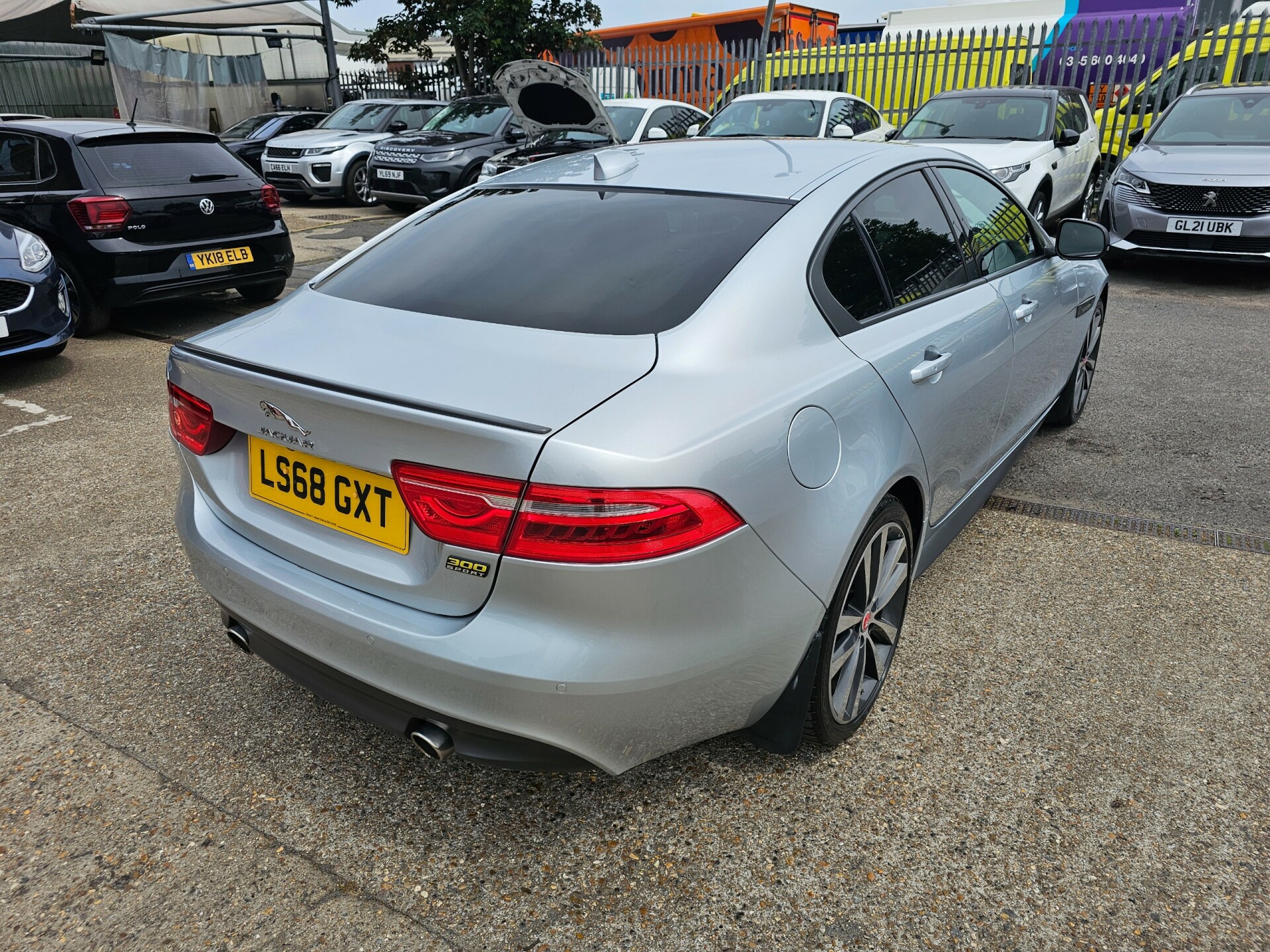 Jaguar XE