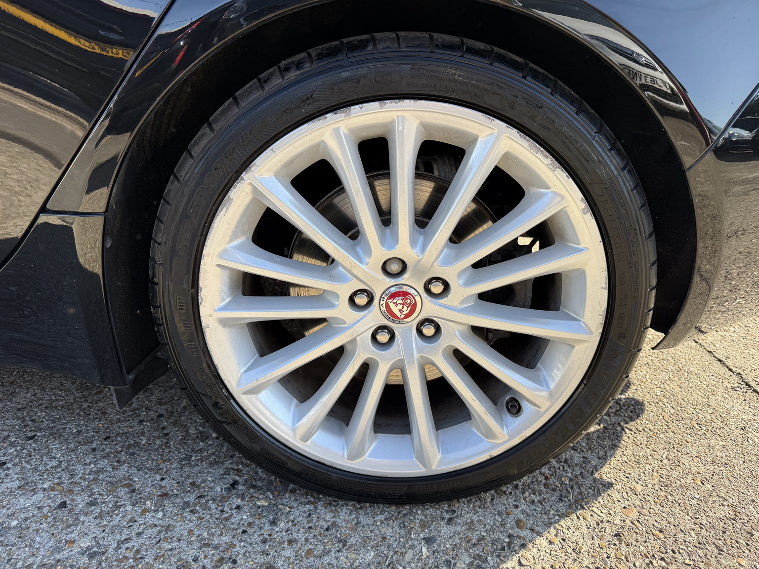 Jaguar XE