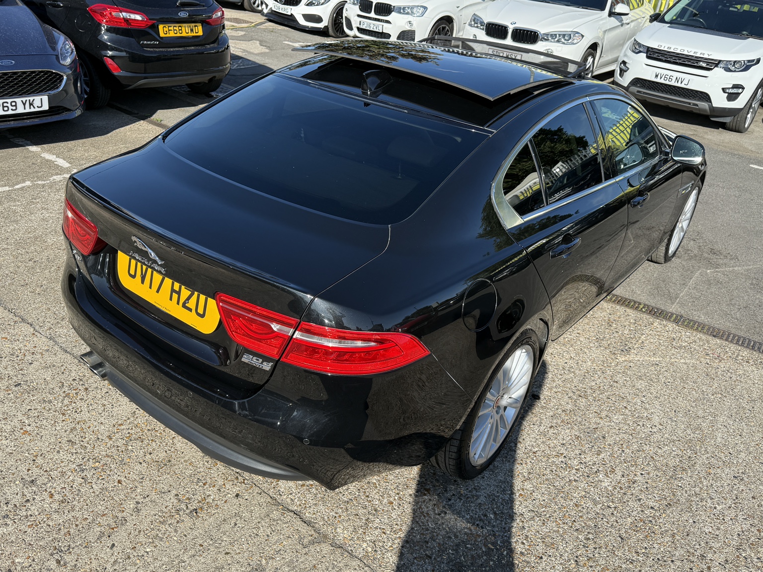 Jaguar XE