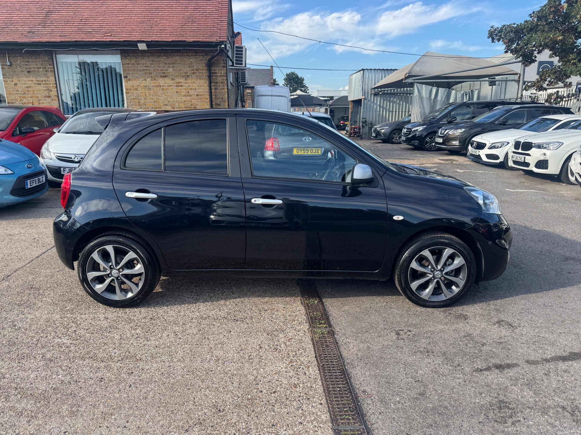 Nissan Micra