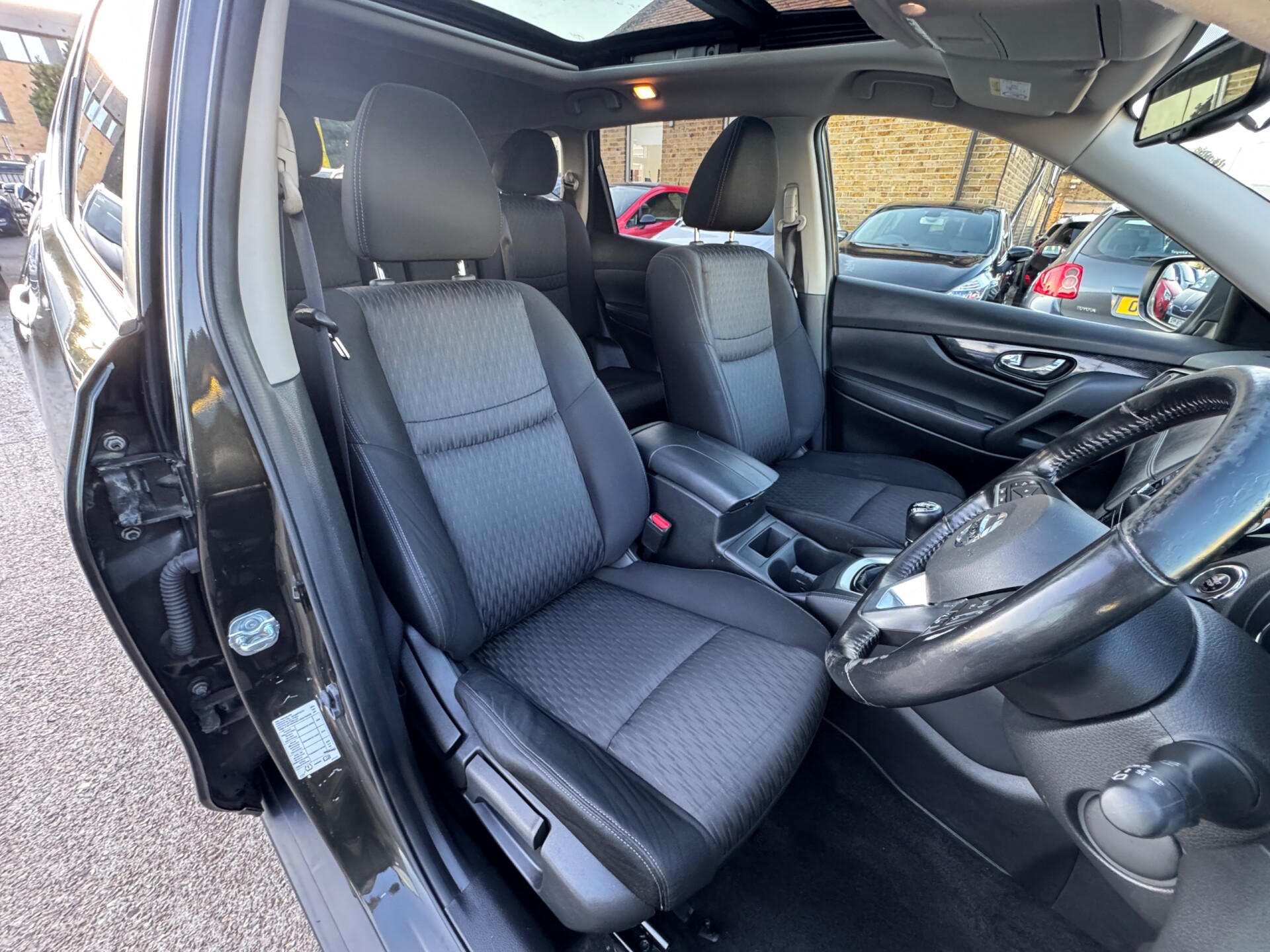 Nissan X Trail