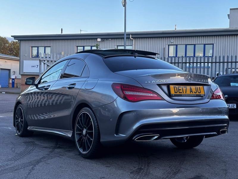 Mercedes Benz CLA