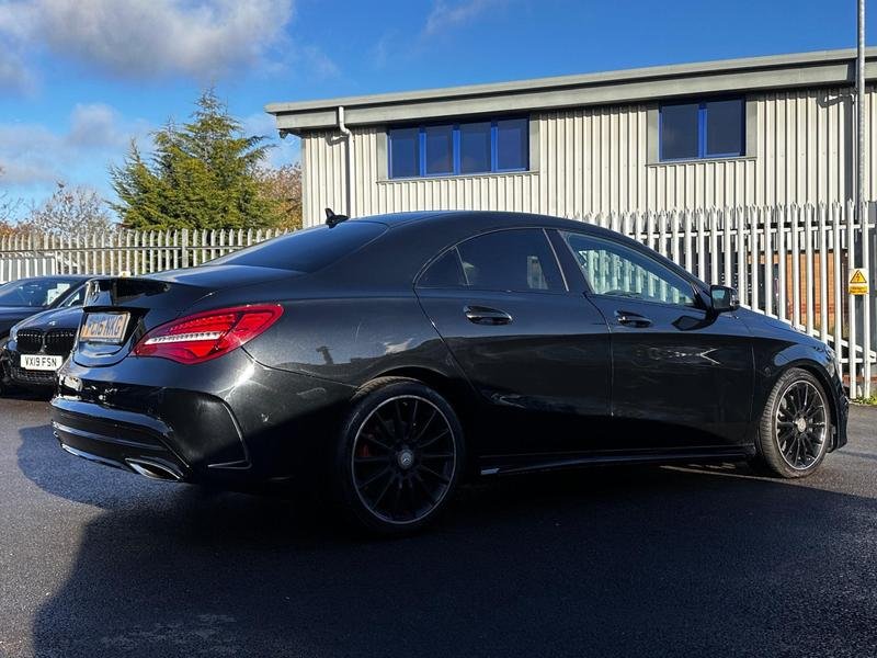 Mercedes Benz CLA
