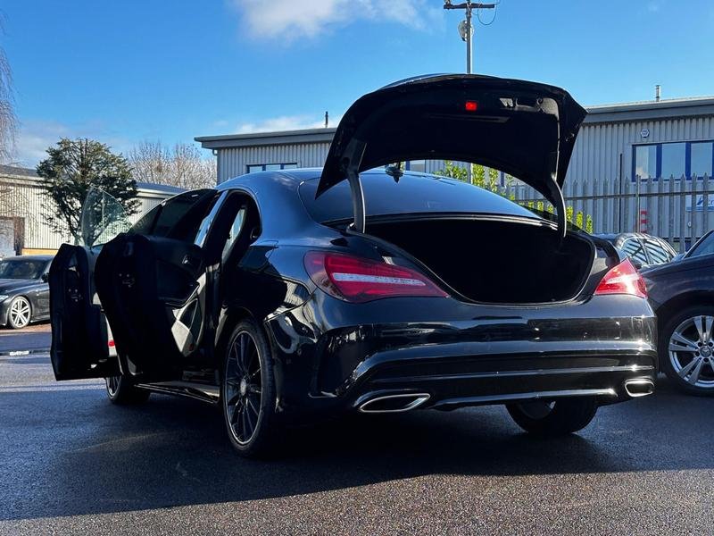 Mercedes Benz CLA