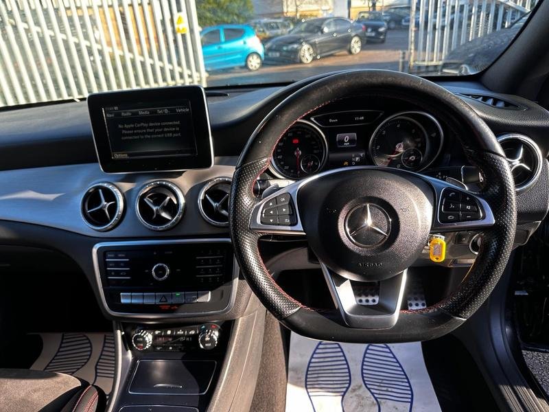 Mercedes Benz CLA