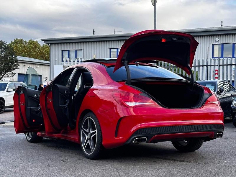 Mercedes Benz CLA
