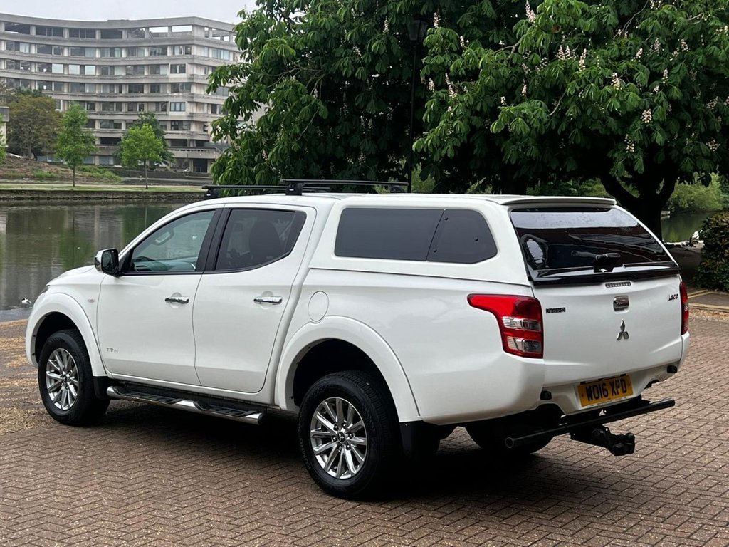 Mitsubishi L200