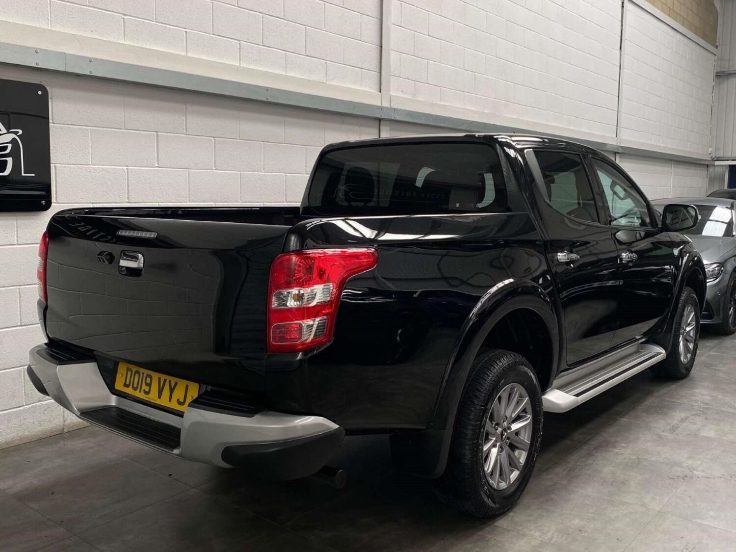 Mitsubishi L200